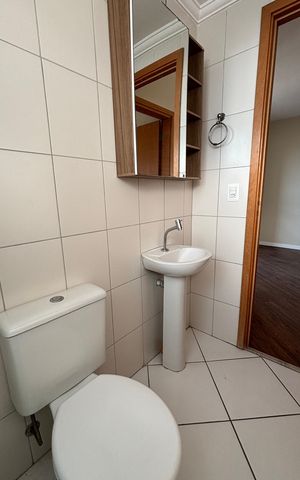 Apartamento à venda com 52m², 2 quartos e 1 vaga Apartamento à venda com 52m², 2 quartos e 1 vagaBanheiro