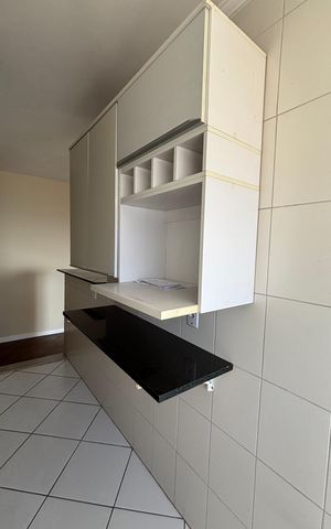 Apartamento à venda com 52m², 2 quartos e 1 vaga Apartamento à venda com 52m², 2 quartos e 1 vagaCozinha