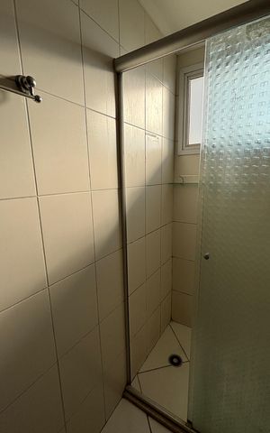 Apartamento à venda com 52m², 2 quartos e 1 vaga Apartamento à venda com 52m², 2 quartos e 1 vagaBanheiro