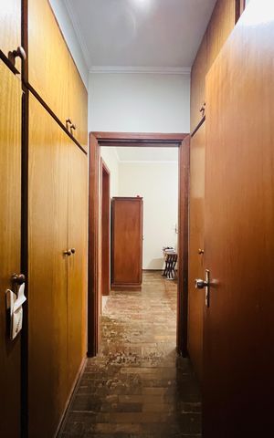 Casa para alugar com 263m², 4 quartos e 4 vagas