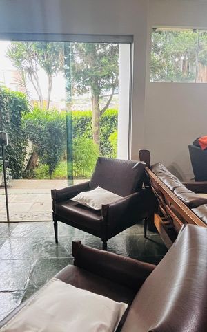 Casa para alugar com 263m², 4 quartos e 4 vagas