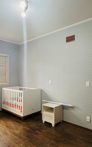 Casa para alugar com 263m², 4 quartos e 4 vagas