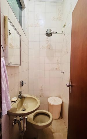Casa para alugar com 263m², 4 quartos e 4 vagas