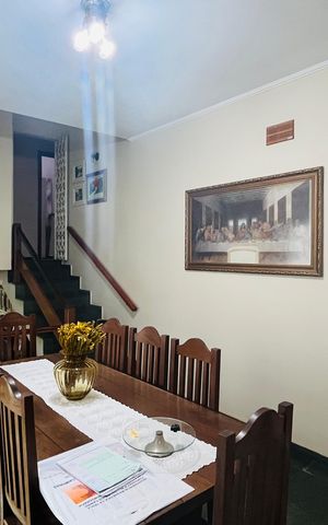 Casa para alugar com 263m², 4 quartos e 4 vagas