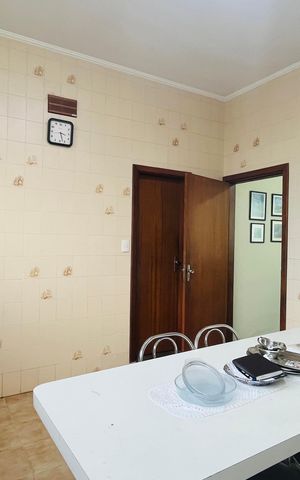 Casa para alugar com 263m², 4 quartos e 4 vagas