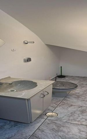 Casa de condomínio à venda com 80m², 2 quartos e 1 vaga