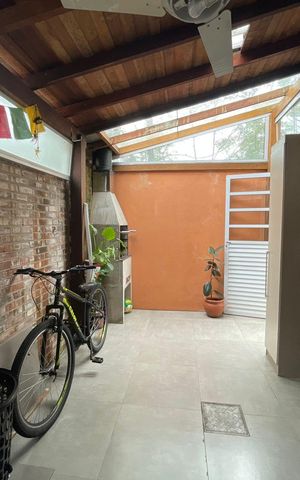 Casa de condomínio à venda com 105m², 2 quartos e 2 vagasÁrea de serviço