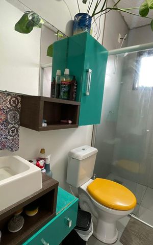 Casa de condomínio à venda com 105m², 2 quartos e 2 vagasBanheiro social