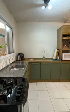 Casa de condomínio à venda com 105m², 2 quartos e 2 vagasCozinha