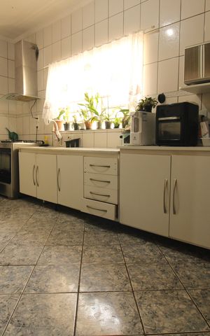Casa à venda com 160m², 4 quartos e 3 vagasCozinha