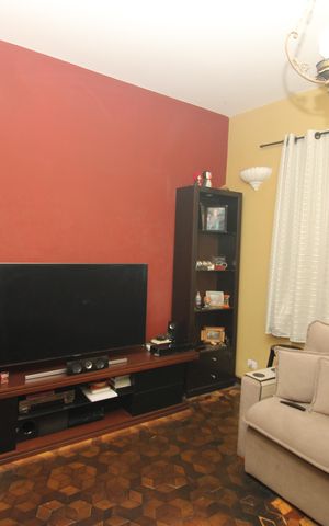 Casa à venda com 160m², 4 quartos e 3 vagasSala