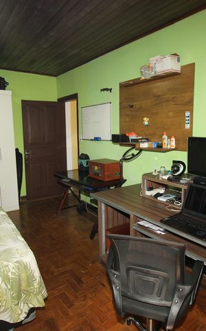 Casa à venda com 160m², 4 quartos e 3 vagasQuarto 1
