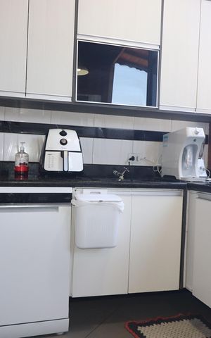 Apartamento à venda com 140m², 3 quartos e 2 vagasCozinha