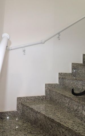 Apartamento à venda com 140m², 3 quartos e 2 vagasEscada Cobertura