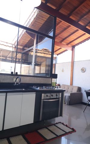 Apartamento à venda com 140m², 3 quartos e 2 vagasCozinha