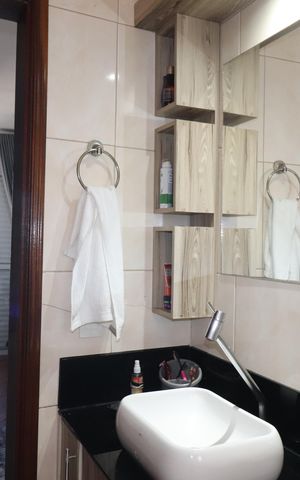 Apartamento à venda com 140m², 3 quartos e 2 vagasBanheiro Quarto 1 suíte