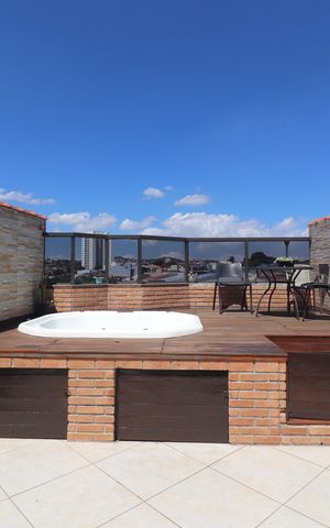 Apartamento à venda com 140m², 3 quartos e 2 vagasCobertura - Jacuzzi