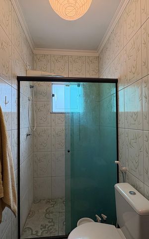 Casa à venda com 300m², 3 quartos e 2 vagasBanheiro da Suíte