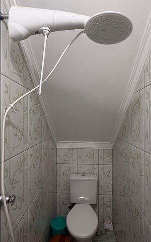 Casa à venda com 300m², 3 quartos e 2 vagasBanheiro