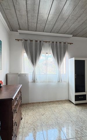 Casa à venda com 300m², 3 quartos e 2 vagasSuíte 