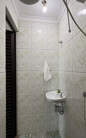 Casa à venda com 300m², 3 quartos e 2 vagasBanheiro