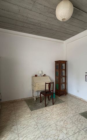 Casa à venda com 300m², 3 quartos e 2 vagasSuíte 