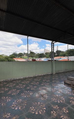Casa à venda com 300m², 3 quartos e 2 vagasQuintal