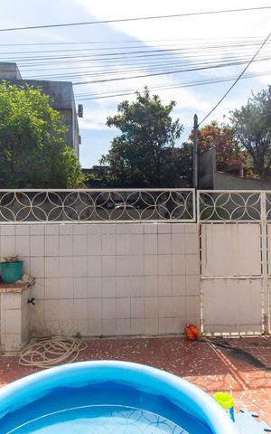 Casa à venda com 198m², 4 quartos e 2 vagas Casa à venda com 198m², 4 quartos e 2 vagasVista da Sala