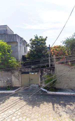 Casa à venda com 198m², 4 quartos e 2 vagas Casa à venda com 198m², 4 quartos e 2 vagasVista do Quarto 3