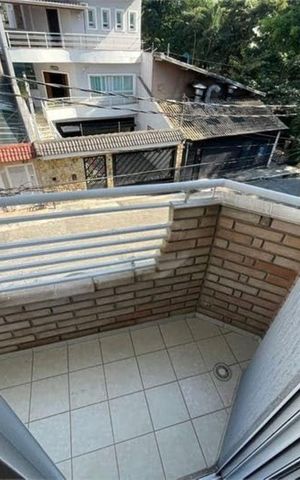 Casa para alugar com 300m², 4 quartos e 7 vagas Casa para alugar com 300m², 4 quartos e 7 vagasVaranda