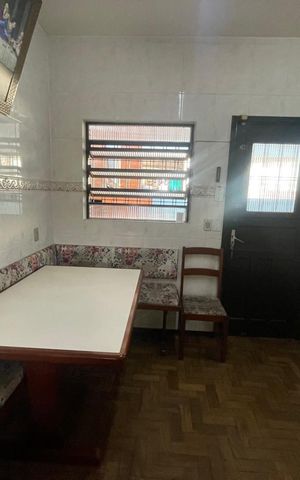 Casa para alugar com 234m², 3 quartos e 3 vagas