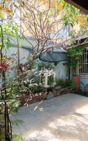 Casa à venda com 128m², 3 quartos e 2 vagas
