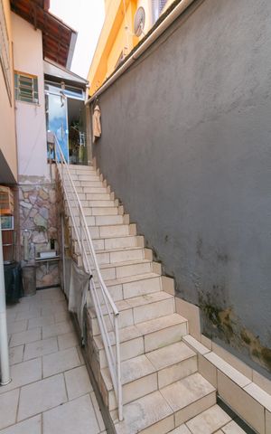Casa à venda com 128m², 3 quartos e 2 vagas