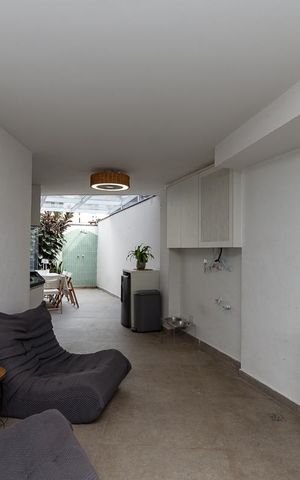 Casa de condomínio à venda com 154m², 2 quartos e 2 vagas Casa de condomínio à venda com 154m², 2 quartos e 2 vagasChurrasqueira