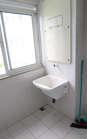 Apartamento à venda com 78m², 2 quartos e 1 vagaÁrea de Serviço