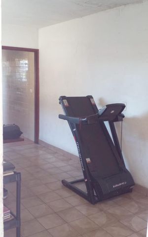 Casa à venda com 237m², 4 quartos e 2 vagas Casa à venda com 237m², 4 quartos e 2 vagasCozinha