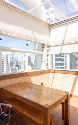 Apartamento à venda com 147m², 3 quartos e 3 vagas Apartamento à venda com 147m², 3 quartos e 3 vagasCobertura