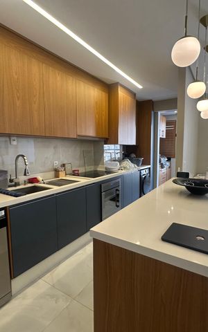 Apartamento à venda com 89m², 3 quartos e 2 vagas Apartamento à venda com 89m², 3 quartos e 2 vagasCozinha