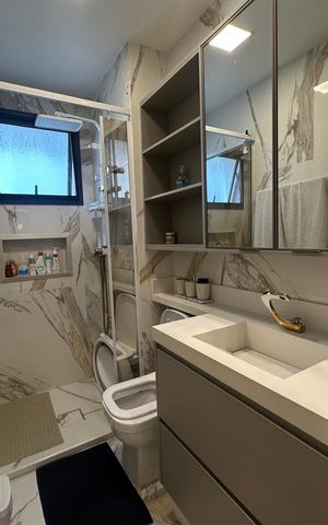 Apartamento à venda com 89m², 3 quartos e 2 vagas Apartamento à venda com 89m², 3 quartos e 2 vagasBanheiro da Suíte
