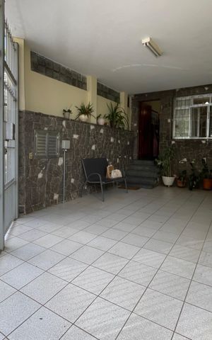 Casa para alugar com 136m², 3 quartos e 1 vaga
