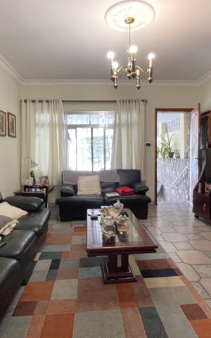 Casa para alugar com 136m², 3 quartos e 1 vaga