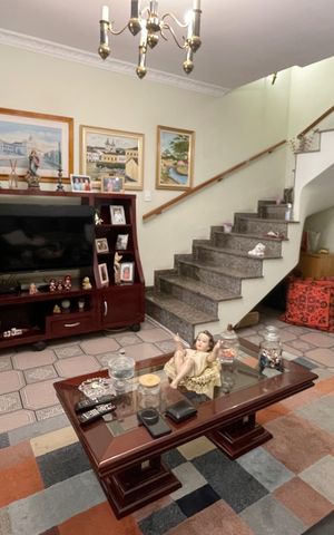 Casa para alugar com 136m², 3 quartos e 1 vaga