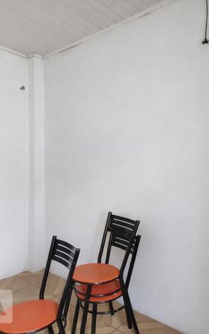 Casa para alugar com 90m², 3 quartos e 3 vagas Casa para alugar com 90m², 3 quartos e 3 vagasQuarto