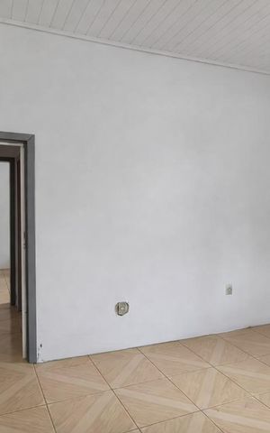 Casa para alugar com 90m², 3 quartos e 3 vagas Casa para alugar com 90m², 3 quartos e 3 vagasSala