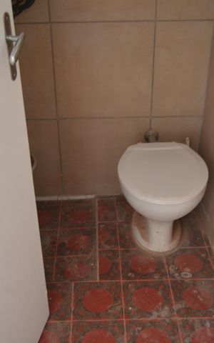 Casa à venda com 240m², 3 quartos e sem vagaLavabo