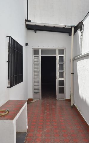 Casa à venda com 240m², 3 quartos e sem vagaQuintal