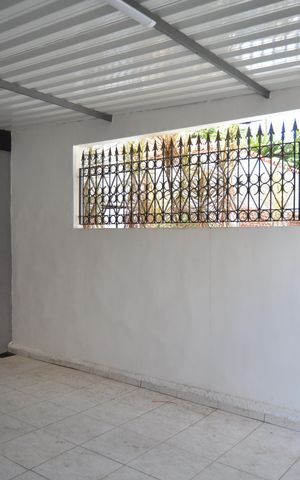 Casa à venda com 240m², 3 quartos e sem vagaGaragem