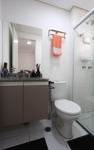 Apartamento para alugar com 148m², 2 quartos e 1 vaga Apartamento para alugar com 148m², 2 quartos e 1 vagaBanheiro da Suíte 1