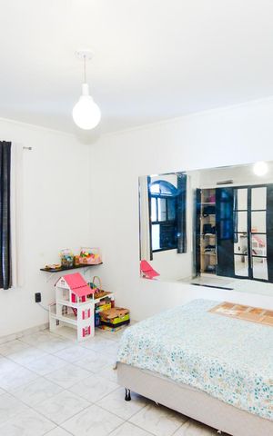 Casa à venda com 176m², 2 quartos e 2 vagasQuarto 1