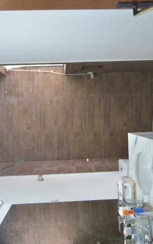 Casa para alugar com 190m², 3 quartos e 2 vagasBanheiro 